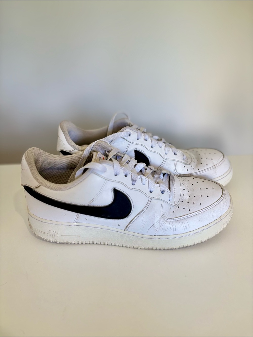 Nike Air Force 1 Low White Black Swoosh Men’s Size 10 + Interchangeable Swooshes